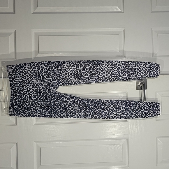 Animal print stratchy leggings - Picture 1 of 4